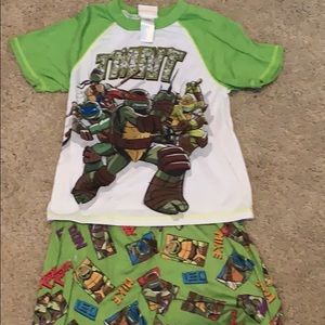 TMNT Boys M Pajama Set